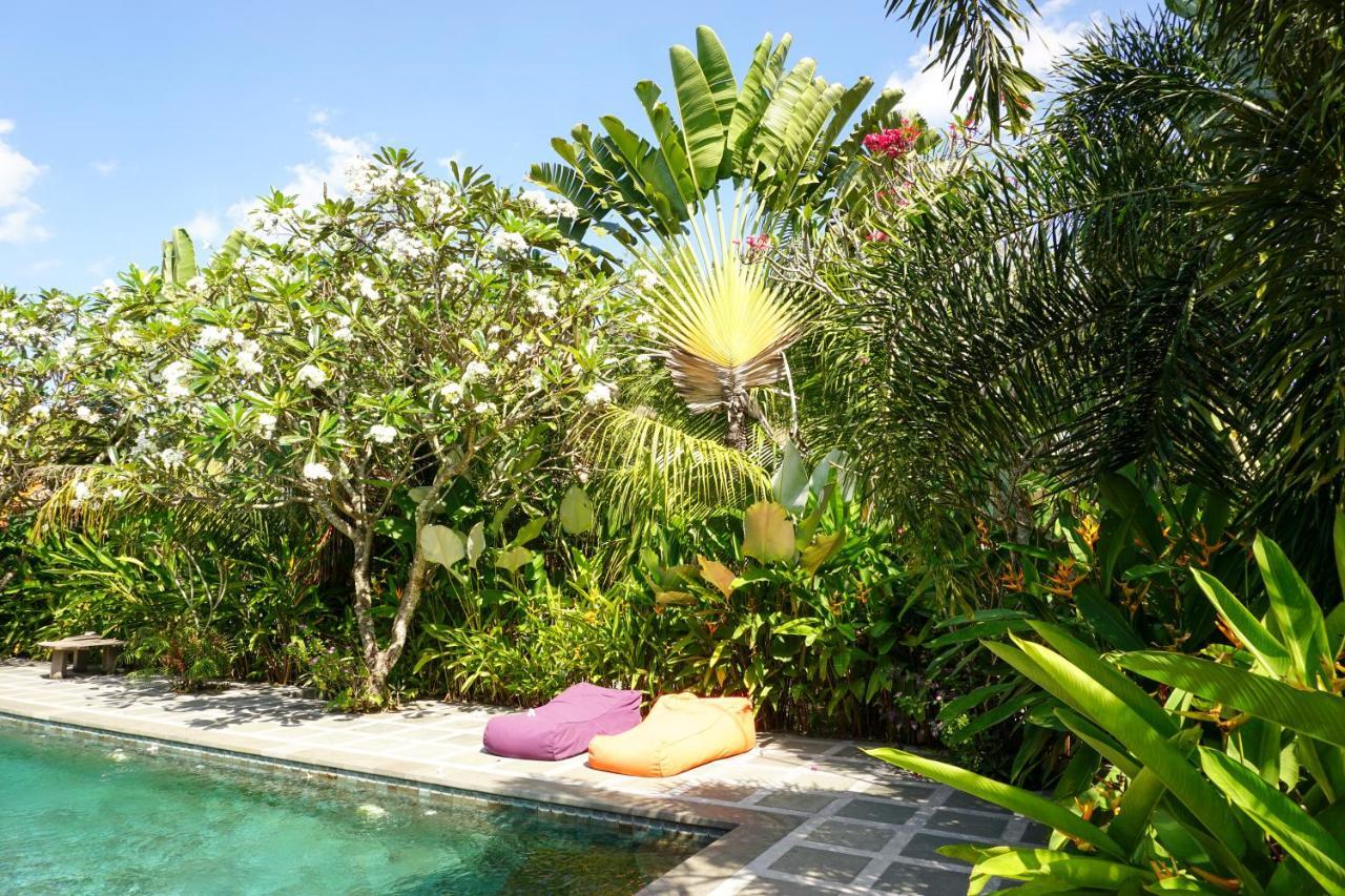 Ibludan Hotel Senggigi Exterior photo